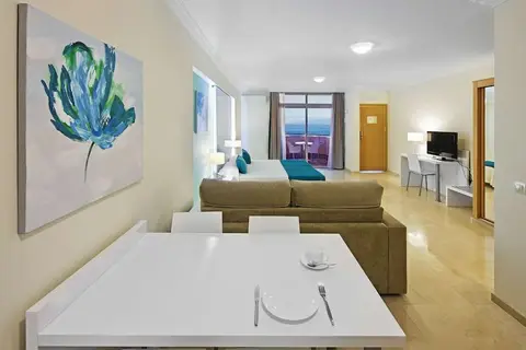 Kn Panoramica Aparthotel in Adeje — foto 6