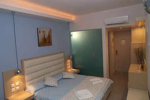 Hotel Pantheon in Βιολί Χαράκι — foto 5