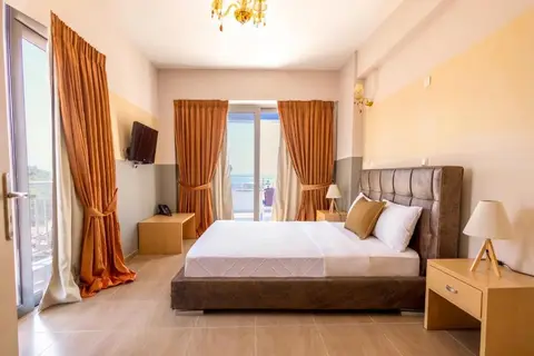 Buka Sandy Beach in Messini — foto 30