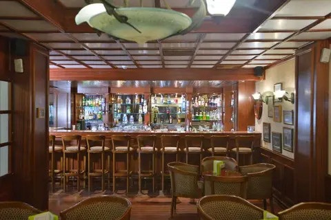 The Golden Bay Beach Hotel in Larnaca — foto 8