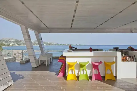 Sunrise Beach Resort in Πεύκοι — foto 6