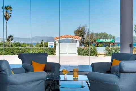 Niriides Beach Hotel in Ηρακλής — foto 8