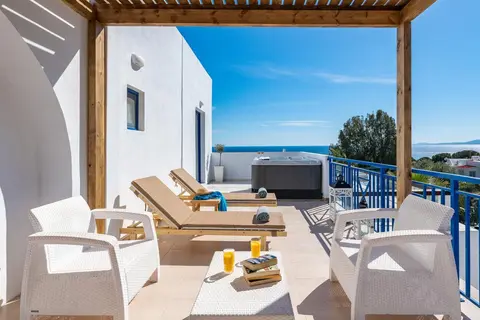 Eagles Nest Hotel in Πεύκοι — foto 2