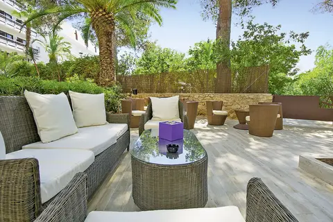 Hotel  AzuLine Bergantín in Sant Josep de sa Talaia — foto 5