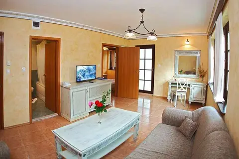 Hotel Holiday Village in Флора — foto 24