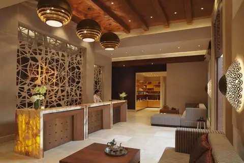 The Ritz-Carlton Abu Dhabi Grand Canal in الروضة — foto 27