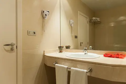 Hotel Mediterraneo Benidorm in Alicante — foto 18