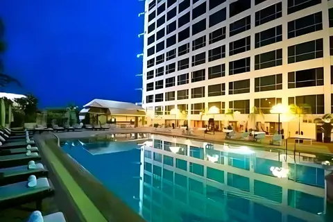 Bangkok Palace Hotel in Bangkok