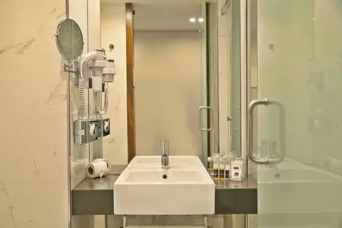 TURIM Saldanha Hotel in Lissabon — foto 24