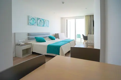 Melini Hotel Suites in Paralimni, foto 19