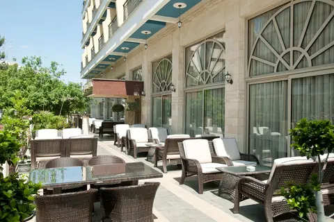 Hotel Semeli in Agioi Omologites