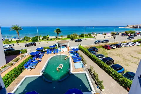 Astro Suite Hotel in Cefalù