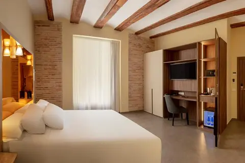 SH Suite Palace in Valencia — foto 5