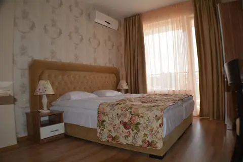 Hotel Avenue Deluxe in Несебър — foto 29