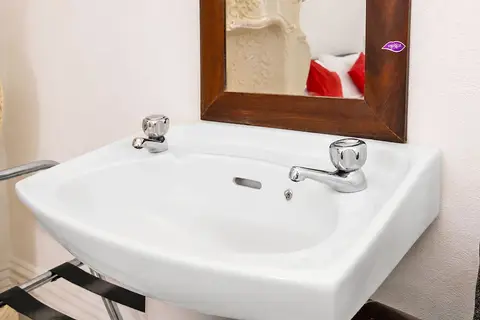 Saji Hotel Ilford by OYO in Londen, foto 18