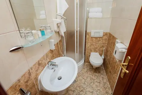 Hotel Adria in Kastel Stafilic — foto 16