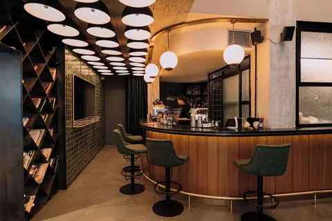 Max Brown Downtown in Athene — foto 8