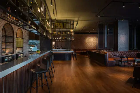 The WB Abu Dhabi, Curio Collection by Hilton in أبو ظبي — foto 23