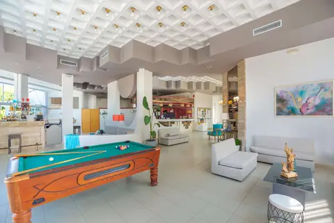 Happy Days Hotel in Paradeisi, foto 9