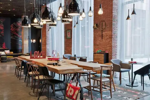 Moxy Tbilisi in Tbilisi — foto 4