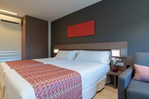 Hotel Granada by Pierre & Vacances in Granada — foto 26