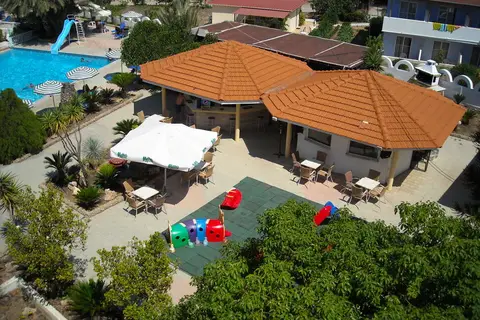 Pefkos Breeze Family Resort & Spa in Pefki, foto 10
