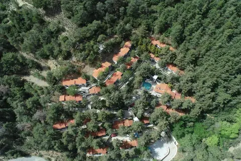 POED Residences in Platres