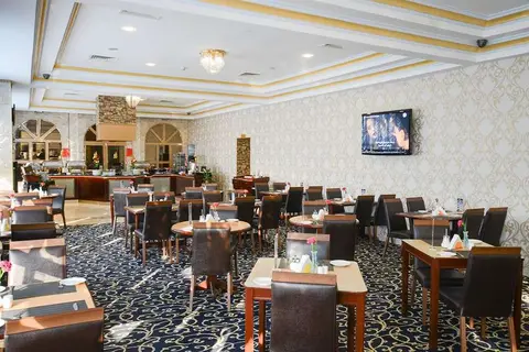 Al Seef Hotel in Al Khalidiyah — foto 7