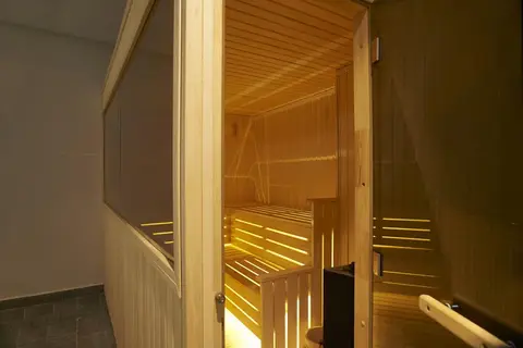 Sunrise Jade Hotel in Παραλίμνι — foto 29