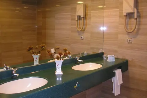 Hotel Zentral Center in Arona — foto 11