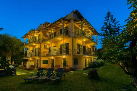 Appartementen Villa Yannis in Κάτω Κορακιάνα — foto 5