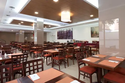 Porcel Ganivet in Madrid — foto 3