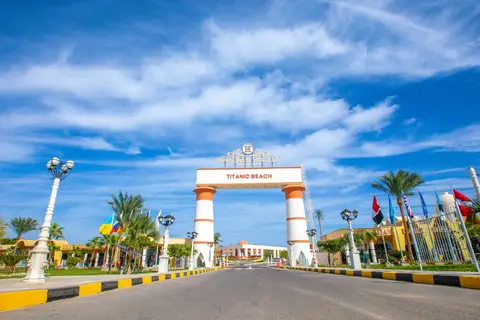 Titanic Beach in Hurghada — foto 30