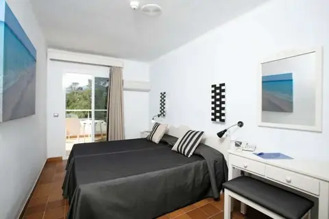 Bahia Camp De Mar Suites in Andratx — foto 15