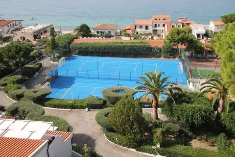 Scoglio Della Galea Resort & Spa in Ricadi, foto 7