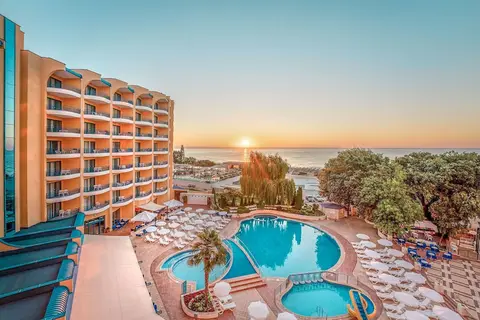 GRIFID Club Hotel Arabella in СПА център Ривиера Бийч
