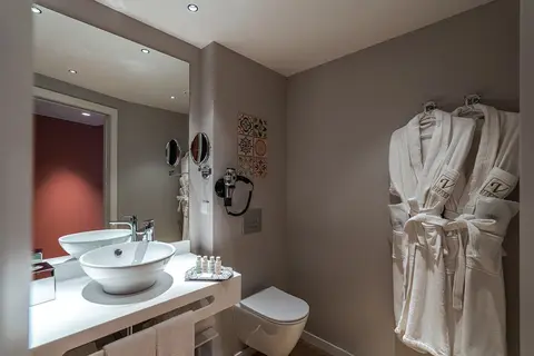 Vincci Bonjardim in Vila Nova de Gaia — foto 21
