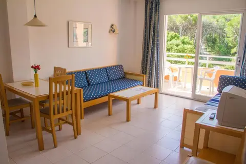 Universal Apartamentos Laguna Garden in Canyamel — foto 17