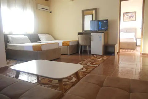 Onorato Hotel in Vlora — foto 25
