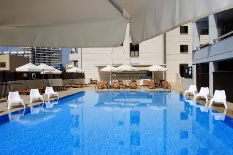 Sun Hall Hotel in Larnaca — foto 7