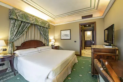 River Chateau in Rome, foto 15