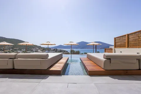 Elivia Boutique Suites in Styra Municipal Unit