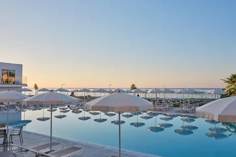 Atlantica Sungarden Park in Ayia Napa — foto 4