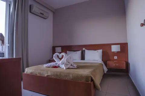 Sunshine Hotel & Apartments in Τιγκάκι — foto 23