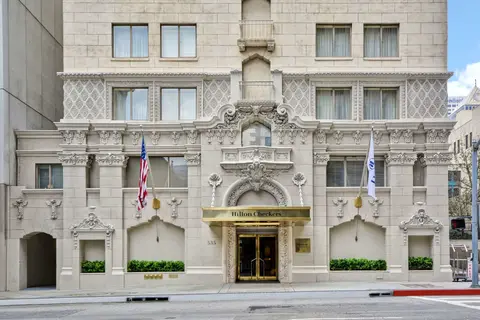 Hilton Checkers Los Angeles in Los Angeles — foto 2