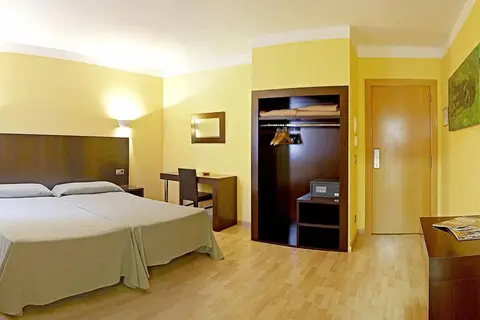 Hostal Florencio in Sant Antoni de Portmany — foto 24