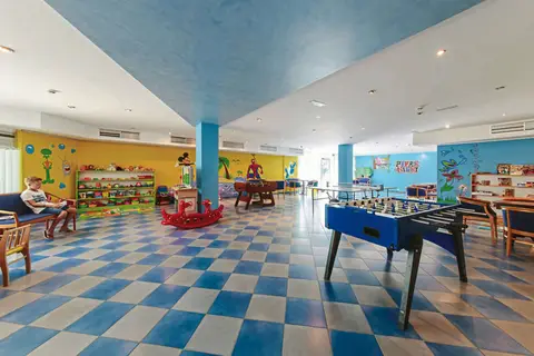 Hotel Montenegro Beach Resort in Bečići — foto 12