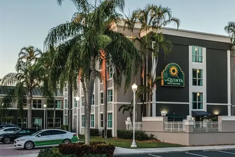 La Quinta Inn & Suites by Wyndham Ft. Lauderdale Plantation in Plantage, foto 3