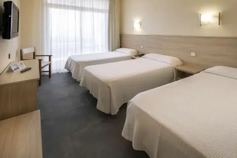 Hotel Marinada in Salou — foto 3