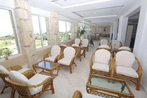 Hilltop Hotel in Δημοτική Ενότητα Παλλήνης — foto 29